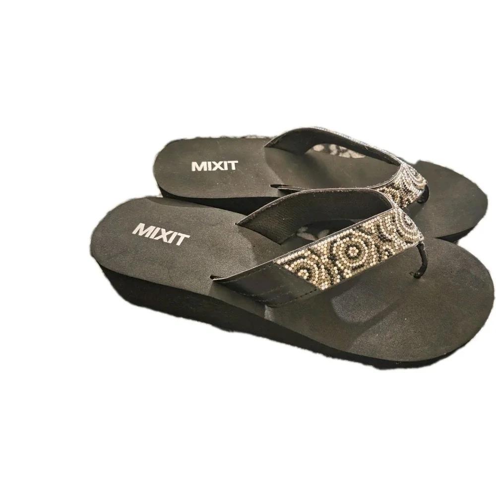 Mixit Women's Size 10 Black Jeweled Platform Flip‎ Flops Sandals Rhinestone...